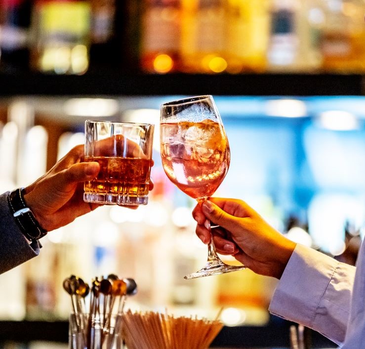 Crazy Daisy Restaurant & CocktailBar 🍹 Dinner & Spass.